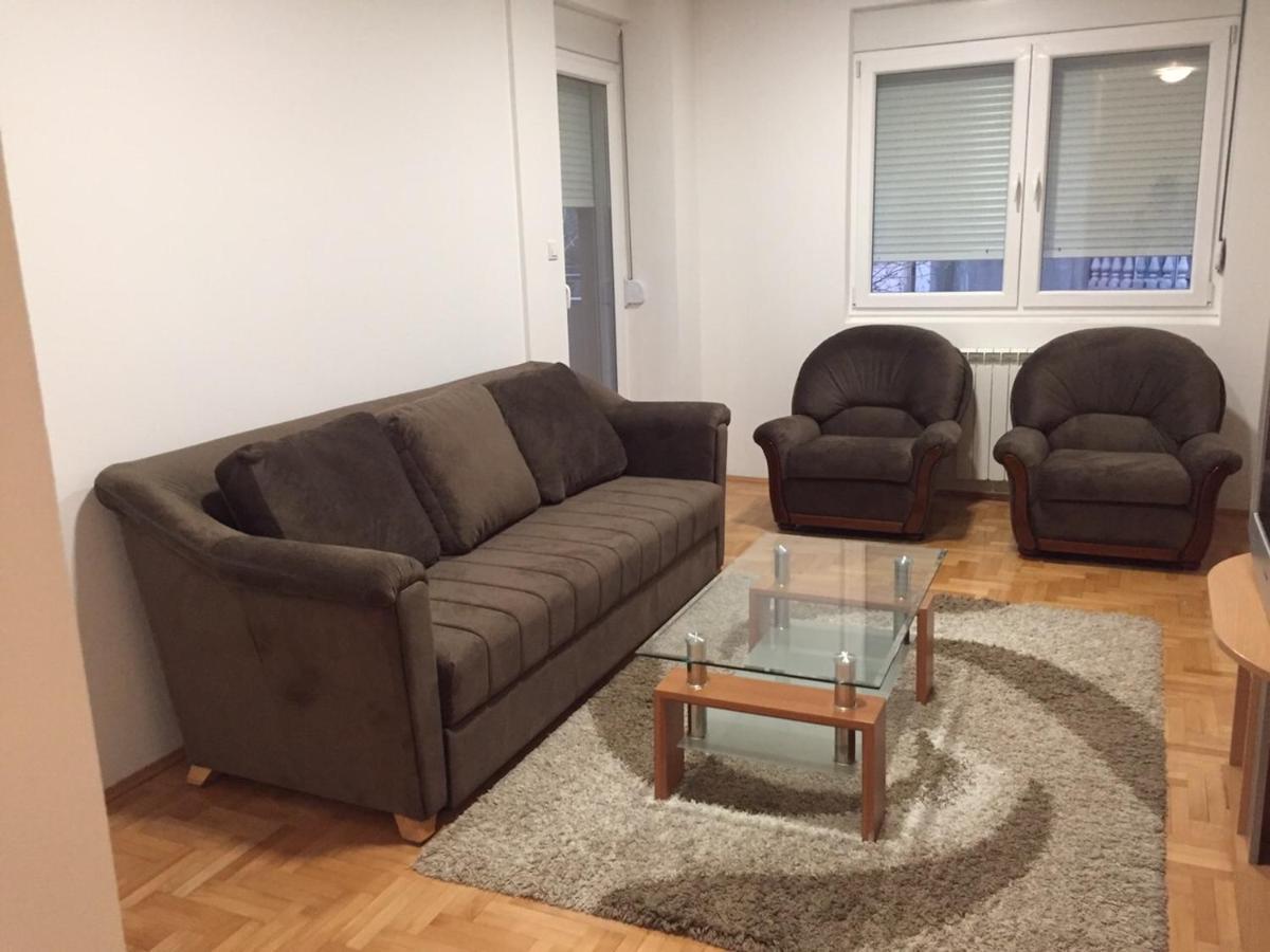 Stan Na Dan Centar Apartment Šabac Екстериор снимка